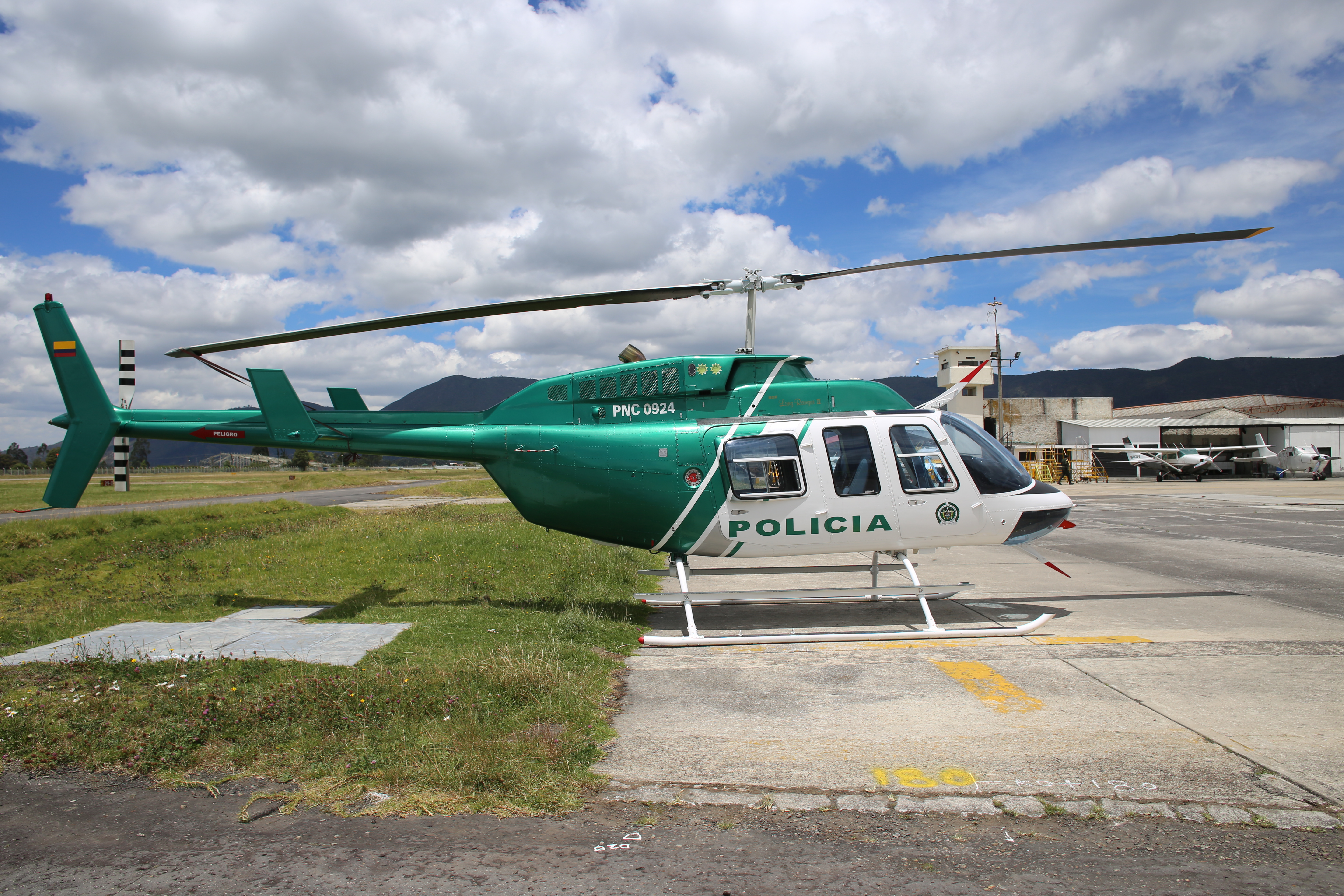 BELL 206