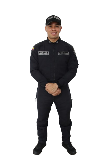 Overol antimotín ignífugo: Prenda de vestir negro tipo overol dotada a los policiales como elemento de protección personal