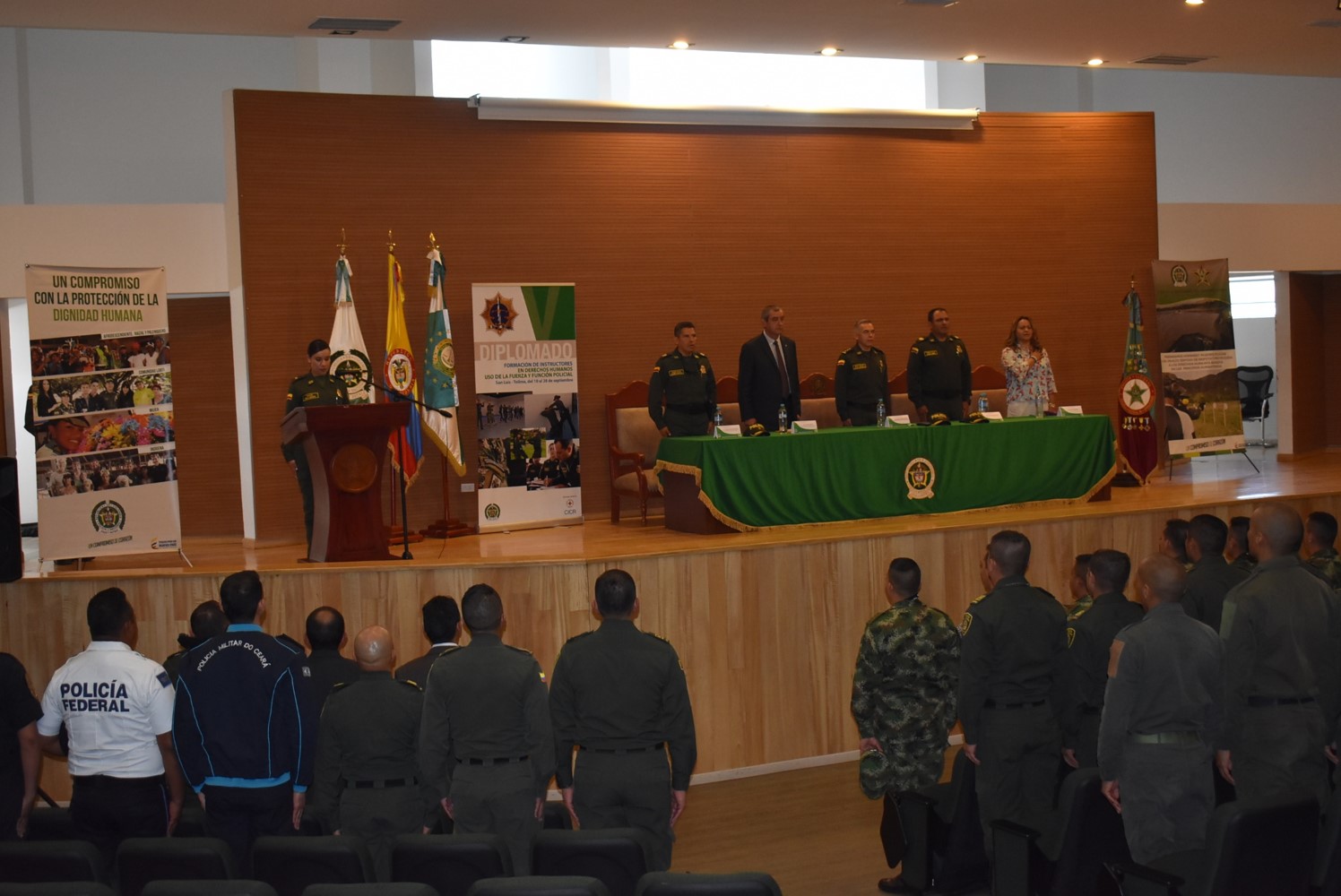 Auditorio-CENOP-Personal-asistente-al-Diplomado