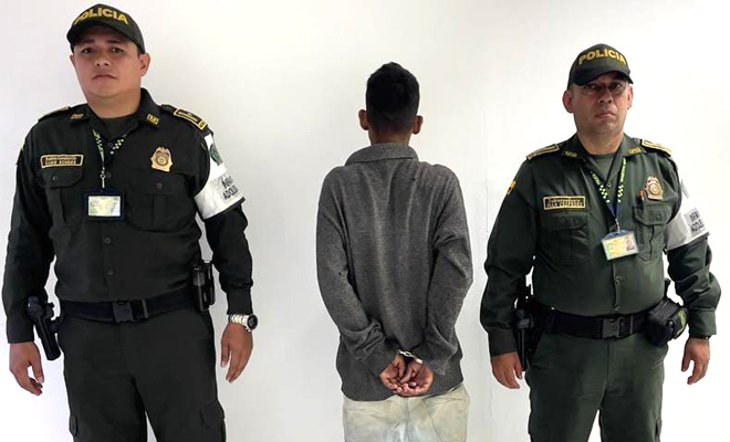 La conflagración afectó más de 10 hectáreas de capa vegetal en el sector de Multifamiliares Los Centauros, pero gracias al apoyo del cuerpo de Bomberos fue controlado oportunamente