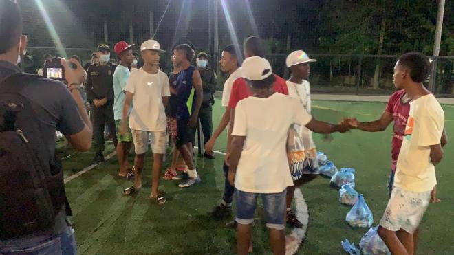 En Arjona coadyuvamos a que jóvenes en riesgo entregaran sus armas y firmaron un pacto por la paz