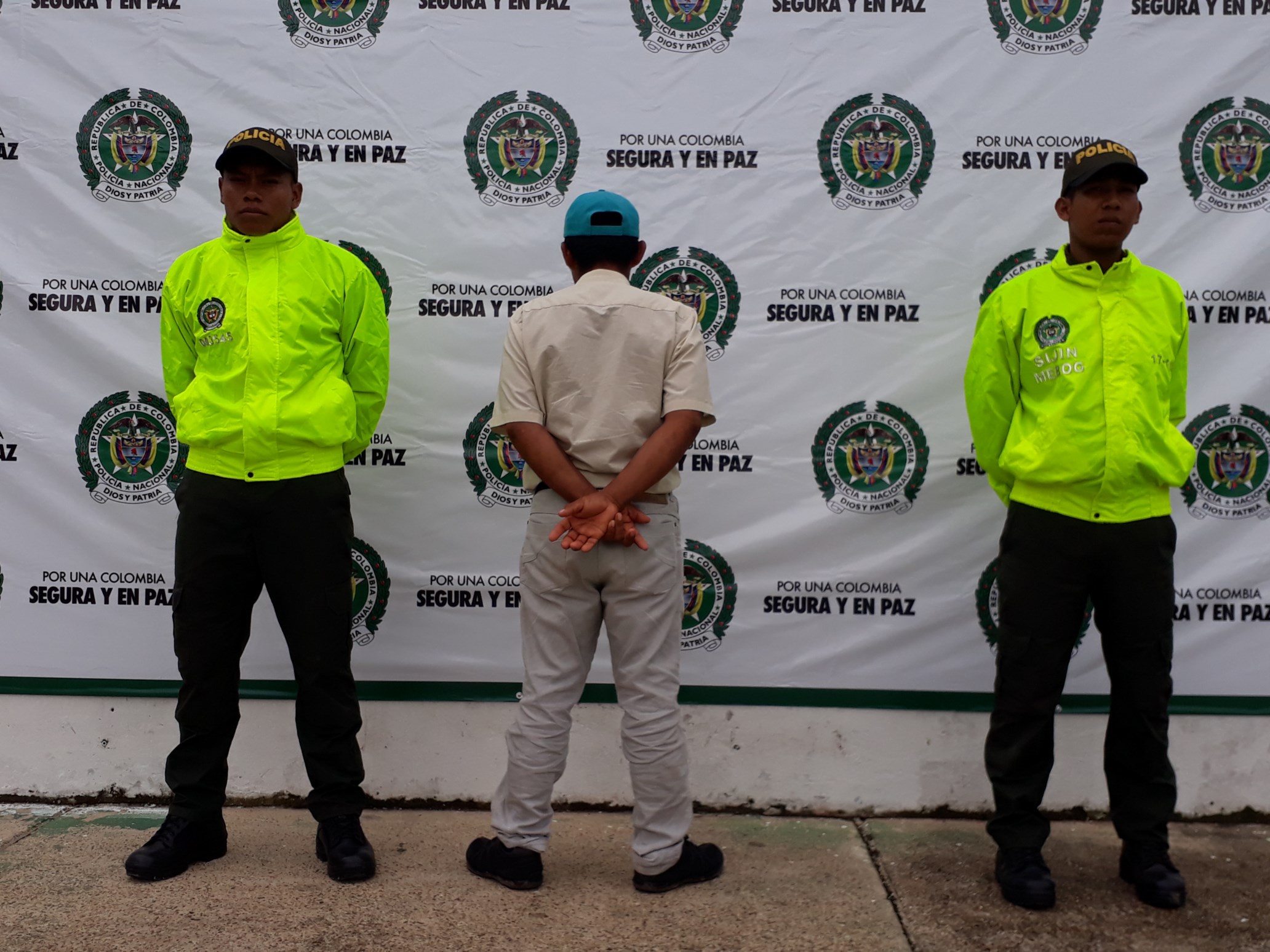  El progenitor y agresor aprovechaba la ausencia de la madre de la pequeña para cometer sus vejámenes. 