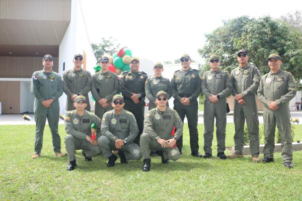 NAVIDAD EN LA ESCUELA DE AVIACION POLICIAL
