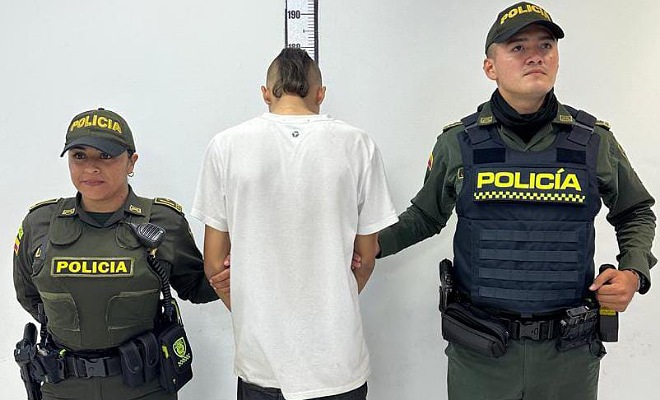 La Policía Nacional capturó a uno de los hombres que presuntamente participó en el hurto de un establecimiento comercial de Villavicencio