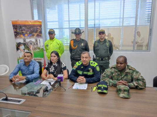 Por información suministrada de la comunidad se logró la captura de este sujeto.