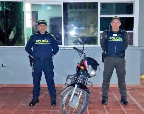 Gracias a la denuncia oportuna de la ciudadanía logramos la recuperación de una motocicleta.