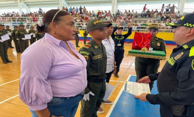 148 auxiliares de policía entre hombres y mujeres reforzaran la seguridad y convivencia de los magdalenenses.