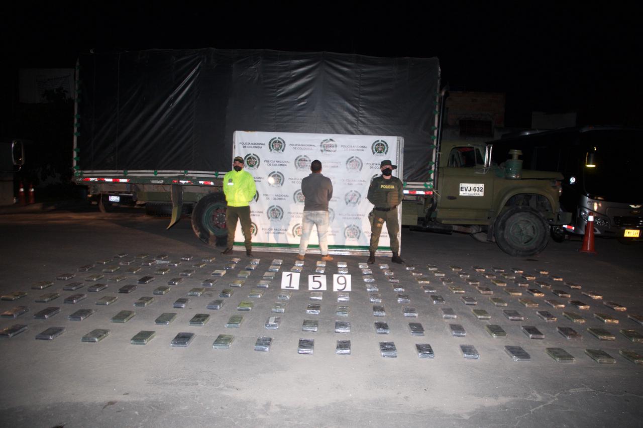 Frustramos-el-envío-159-kilos-de-cocaína-a-Europa