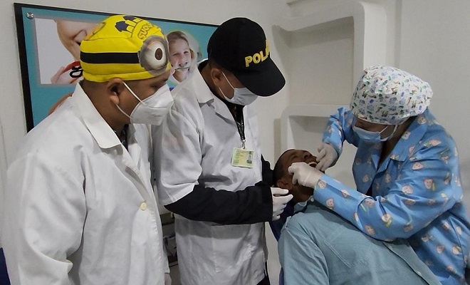 Entregamos prótesis dentales a ciudadanos de escasos recursos económicos en Montería