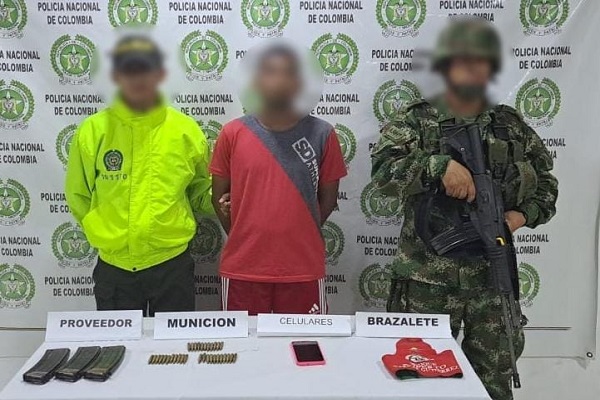 Incautación de pistola Pretto Beretta