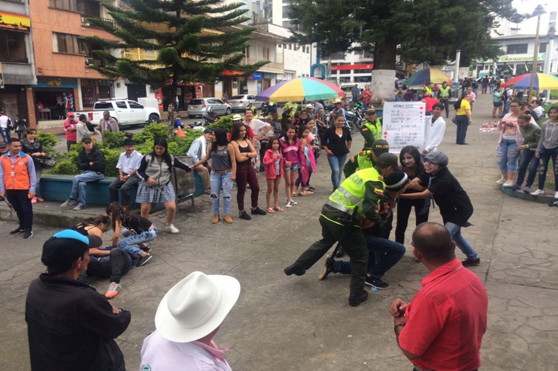 teatro callejero como forma de concientzación 
