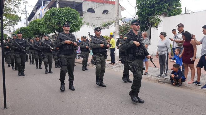 Exaltando la labor de la fuerza pública 