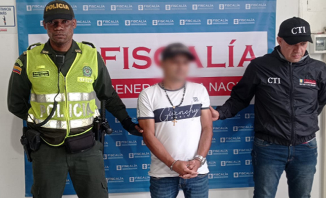 Las cámaras de seguridad de los alrededores donde ocurrió el  hecho, fueron fundamentales para identificar al responsable de este  hecho de violencia, donde además resultó lesionado otro ciudadano