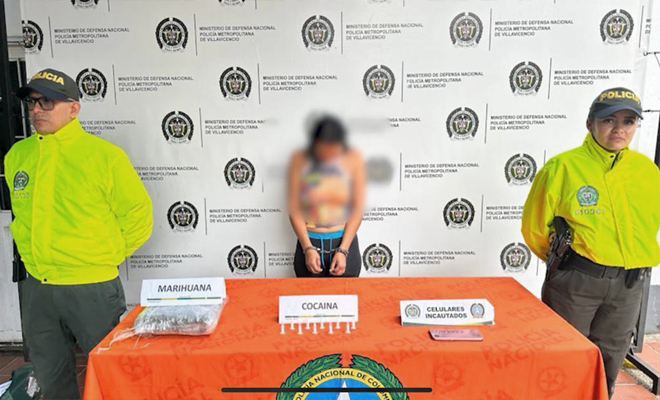 Durante el operativo fue capturada una mujer conocida como "Mary Luz" quien tenía en su poder más de mil gramos de marihuana y clorhidrato de cocaína