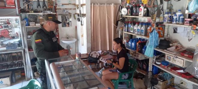 Socialización de la linea 165 al sector comercio 