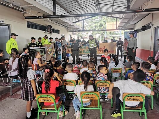 La Policía Tolima invita a la comunidad a denunciar cualquier hecho que afecte a los niños, niñas y adolescentes.