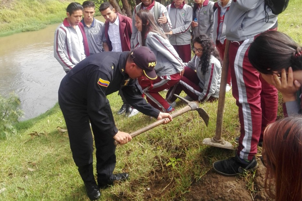 ESMAD y estudiantes trabajan por la preservación del medio ambiente en Boyacá