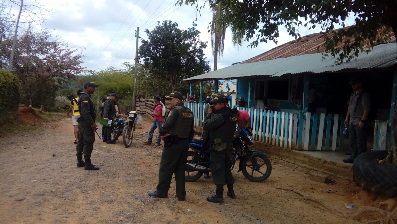 En esta actividad participaron más de 50 uniformados, que realizaron diferentes operativos de registro y control