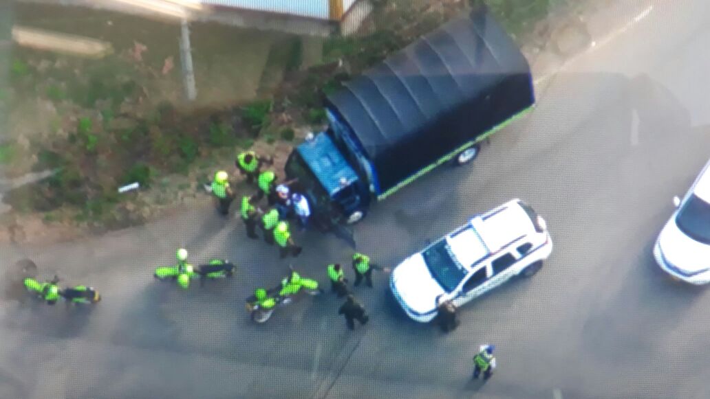 Policía recupera camión que había sido hurtado en la vía Dapa