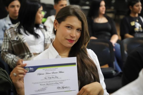 Se licenciaron de su servicio militar prestado como auxiliares de Policía