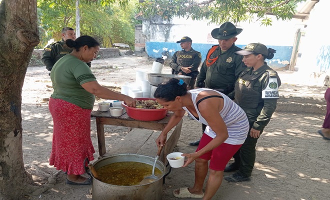 Acompañamiento al sancocho comunitario