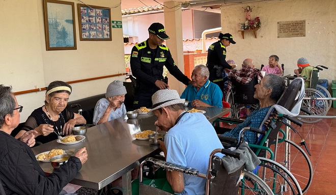 Actividad centro geriátrico Barichara