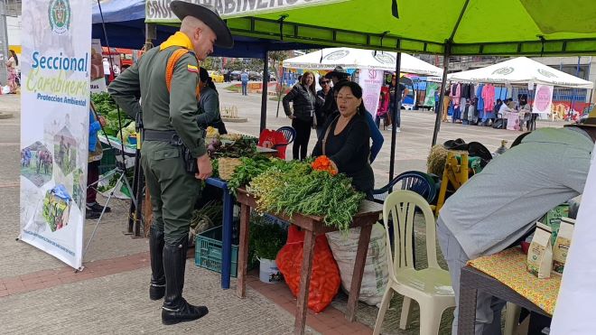 Carabineros y la UNIPEP apoyan el  emprendimiento local en Pasto