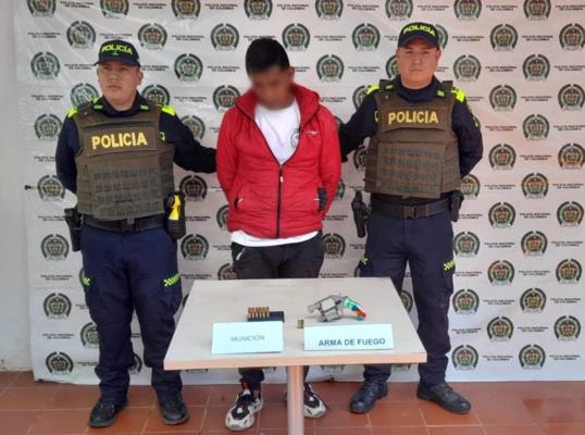 Capturado por fabricación, tráfico, porte o tenencia de armas de fuego en Tarqui