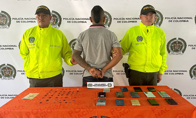 Utilizaba su vivienda como laboratorio para alterar los números de IMEI de los celulares y luego sacaba al mercado.