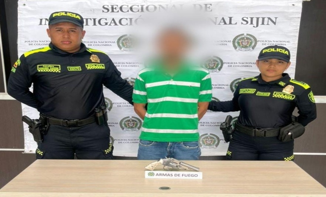 En la captura se dió la incautación de un arma de fuego. 