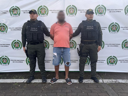 La captura se realizó cuando recibía la suma de dos millones de pesos producto de una extorsión