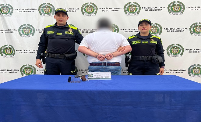 Capturado en el aeropuerto Benito Salas de Neiva por porte ilegal de armas de fuego