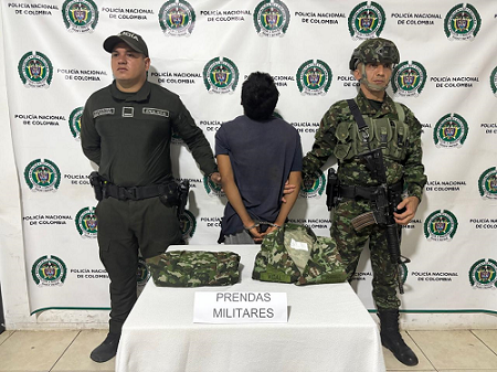 Capturado joven por uso ilegal de prendas militares