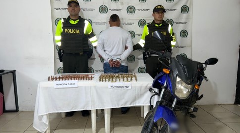 Capturado por porte ilegal de armas de fuego y municiones