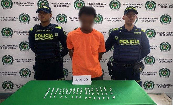 Dos policías, un capturado por el delito de trafico de estupefacientes y elementos incautados