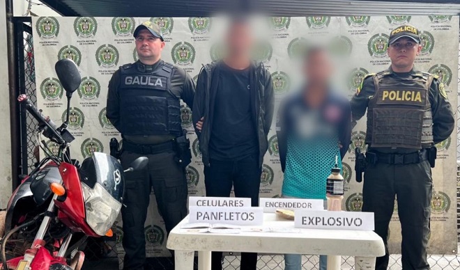 Capturados dos sujetos que estarían entregando panfletos alusivos a un grupo armado ilegal