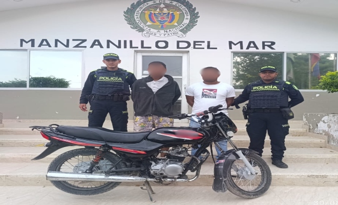 En persecución policial, caen dos presuntos delincuentes por hurto de motocicleta en el Viaducto