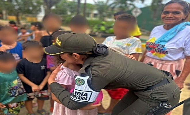 La jornada de ornato, siembra y olla comunitaria fortaleció los lazos entre la Policía, la Junta de Acción Comunal y la comunidad del sector.