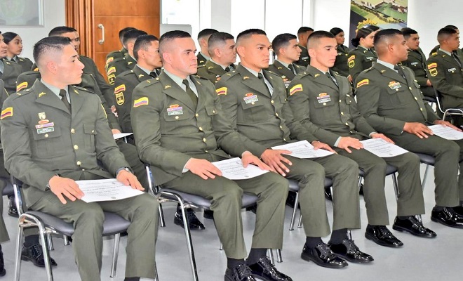 Ceremonia de Graduación Diplomado Integral Pre despliegue para la Paz
