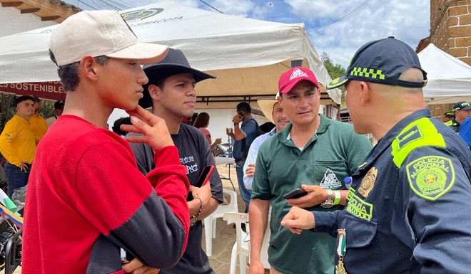 Comunidad y Policía aliados en la cosecha cafetera