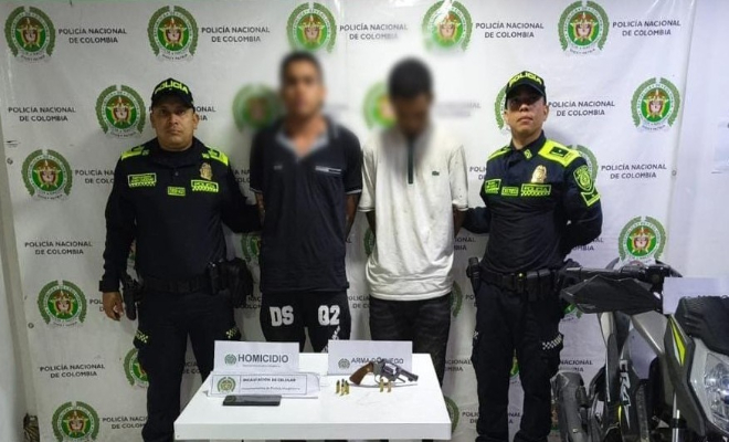 Incautan arma de fuego munici&oacute;n y motocicleta a dos capturados