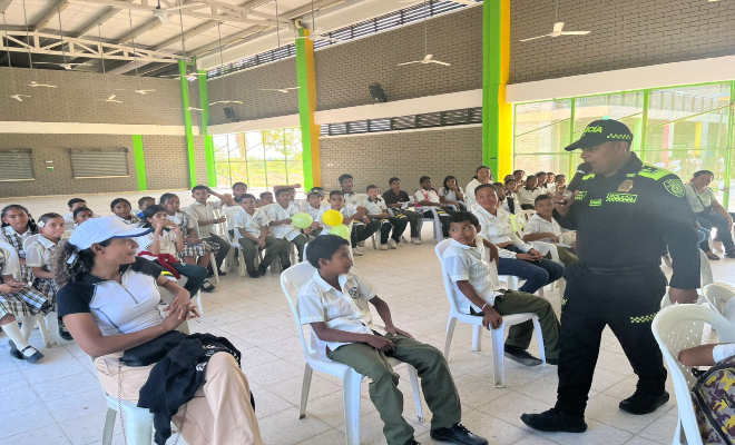 En cada actividad lúdica y pedagógica, se siembra una semilla de conciencia sobre el uso responsable de las redes sociales, combatiendo la violencia (1)
