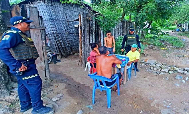 Protegiendo hoy a quienes  construirán el mañana.