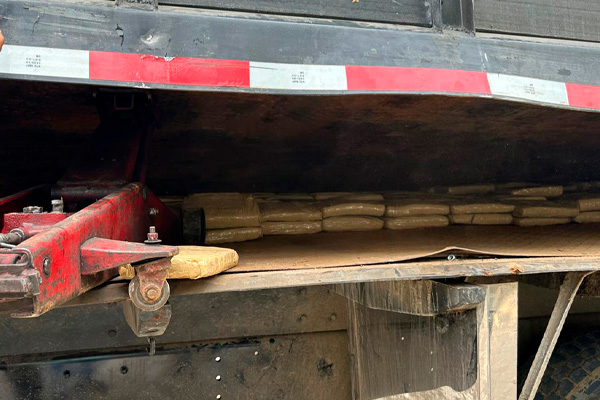 La acción conjunta entre Policía y Ejército representa un duro golpe a las finanzas del narcotráfico en el sur del país