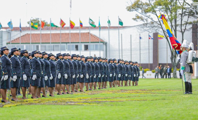 Formación, compromiso y liderazgo: nuevos oficiales se suman al legado institucional.