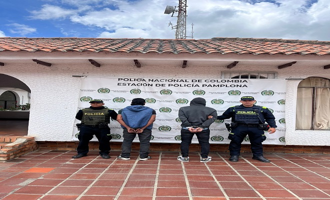 Los uniformados y lograron la captura de dos personas, a quienes le hallaron varias dosis de marihuana y cocaína