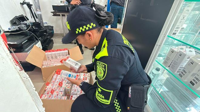 Se logra la incautación de 1.809 tintas para impresoras falsificadas.