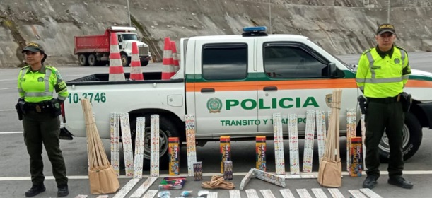 Incautación de pólvora y material pirotécnico en vías del Meta