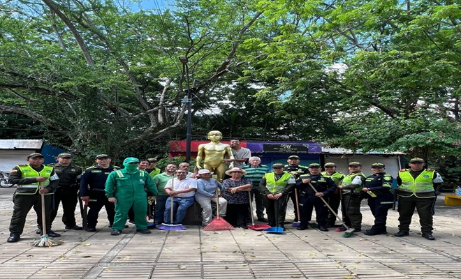 Jornada de limpieza y recuperación de las plazoletas de los artesanos