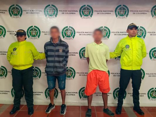 La Policía Nacional capturó a dos delincuentes conocidos como 'Kevin' y alias 'Chetes'